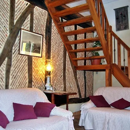 Sleeps 12 Pool Villa