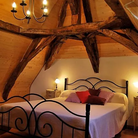 Sleeps 12 Pool Villa *